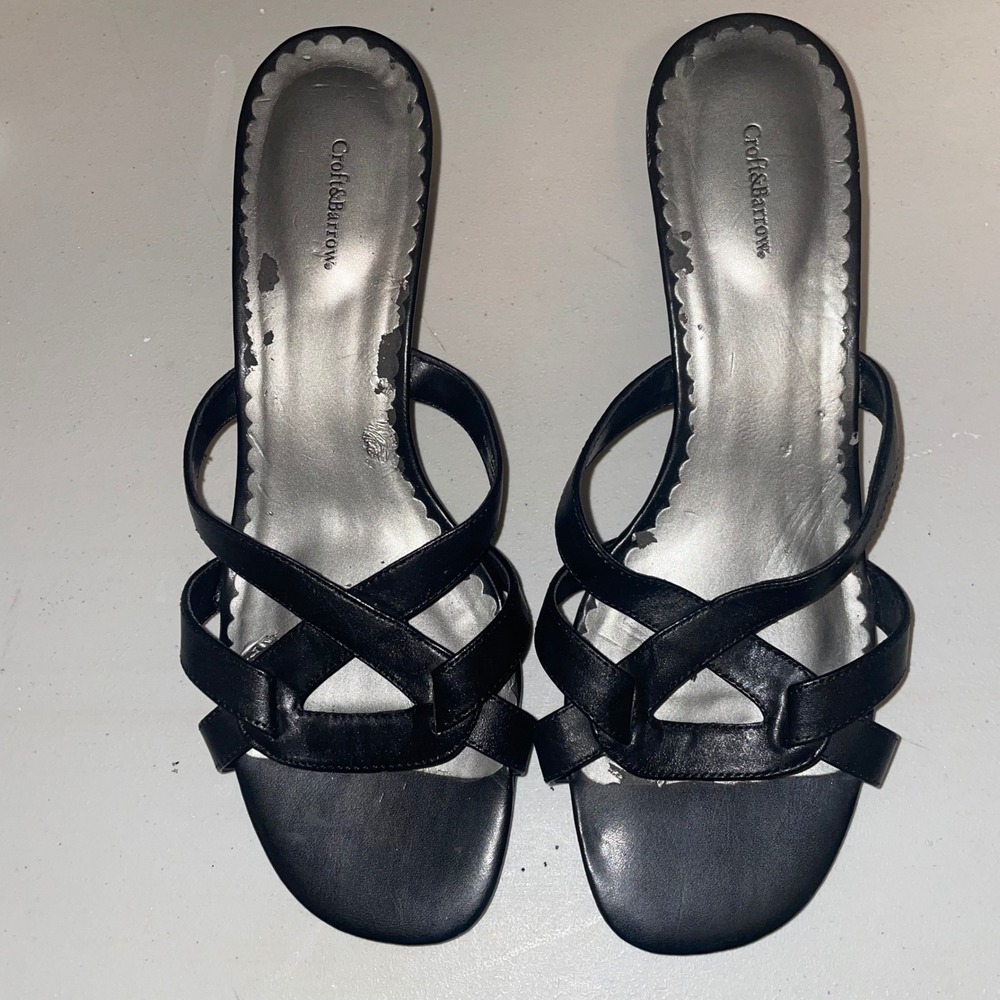 Women's Croft&Barrow small heel black open toed shoe 10W